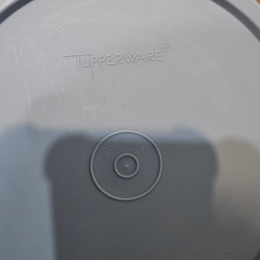 Tupperware White Sheer Wonder Bowl Container 1405‎ w/ Blue And Clear Lids